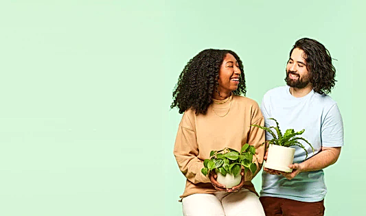 7 Women-Owned Businesses to Support This Season