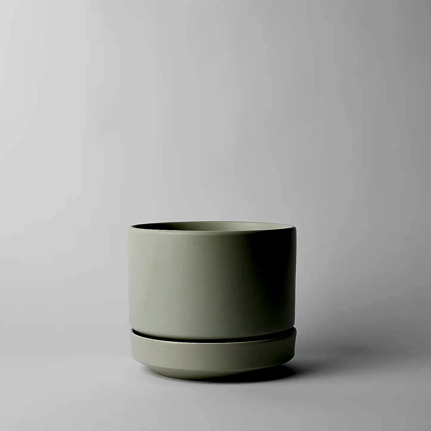 Round Two Planter