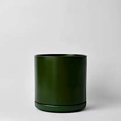 Solid Goods Planter with Saucer