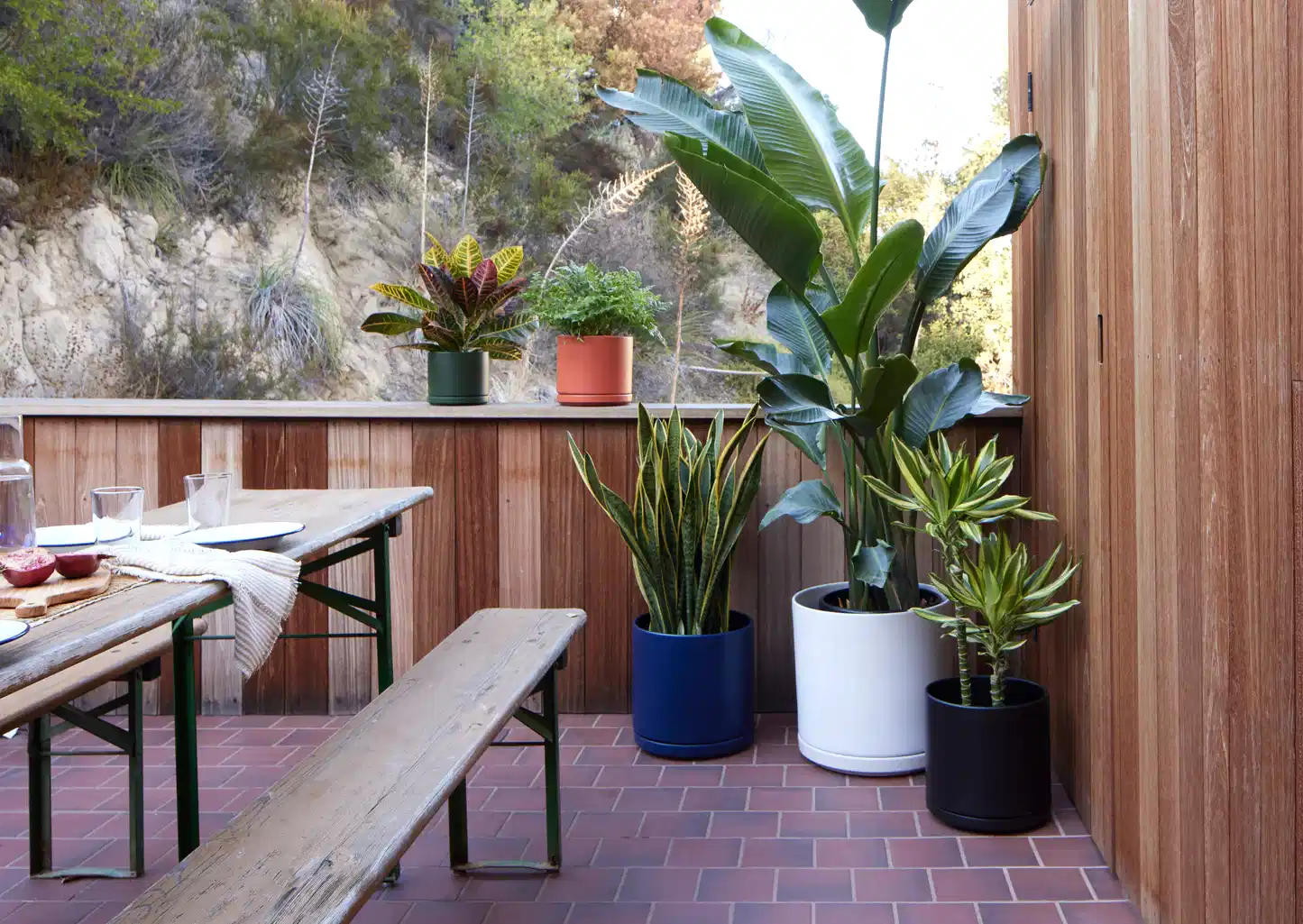 Solid Goods Planter with Saucer
