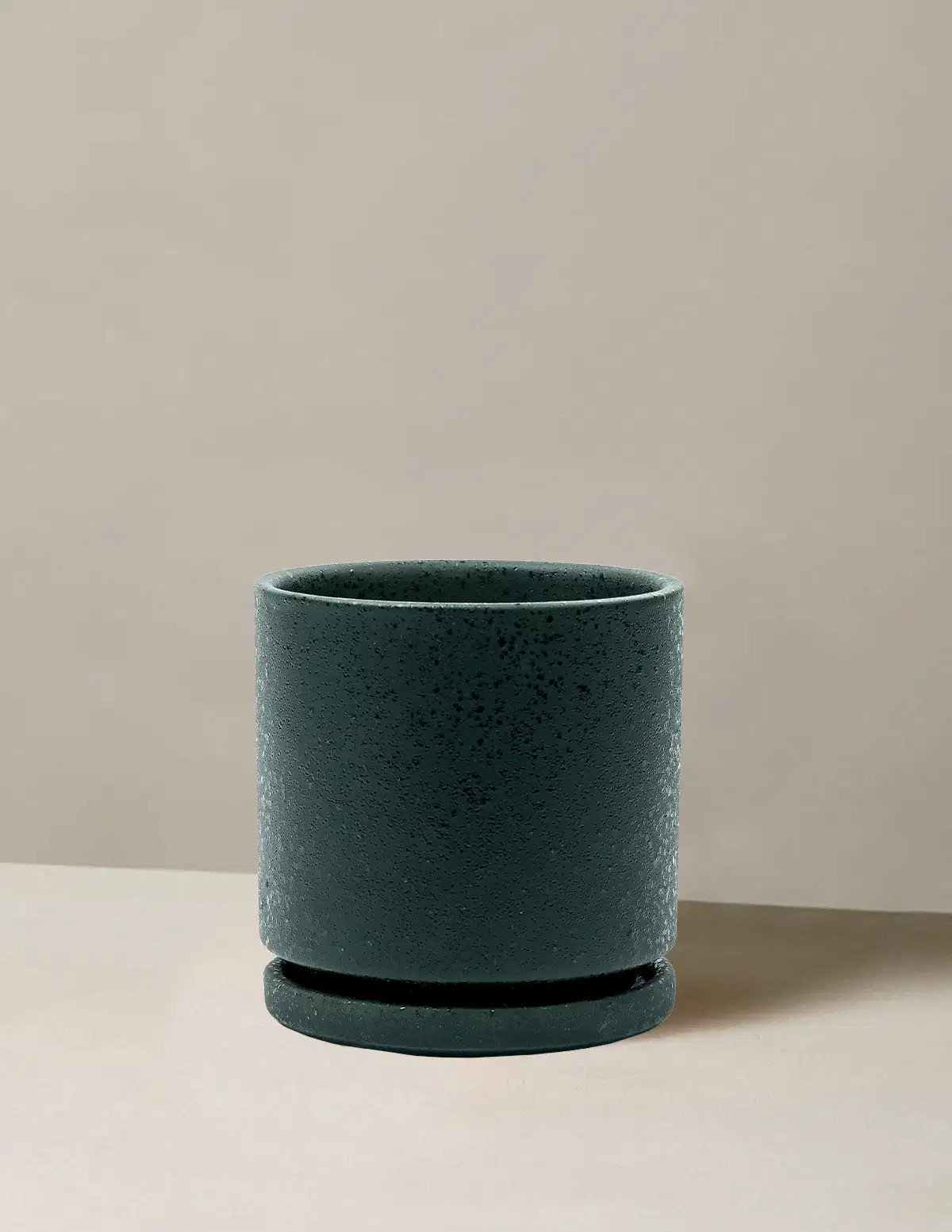 Isabella Planter