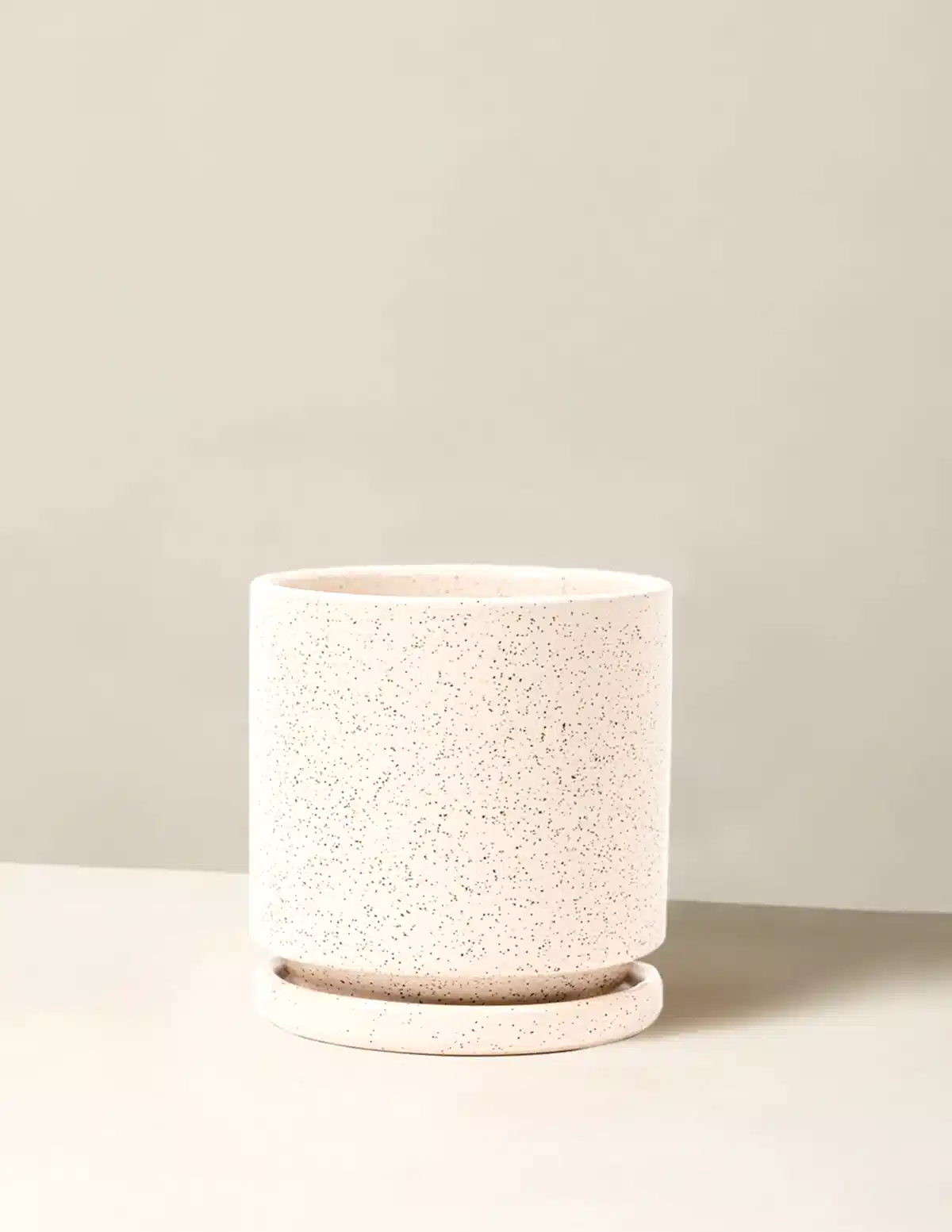Isabella Planter