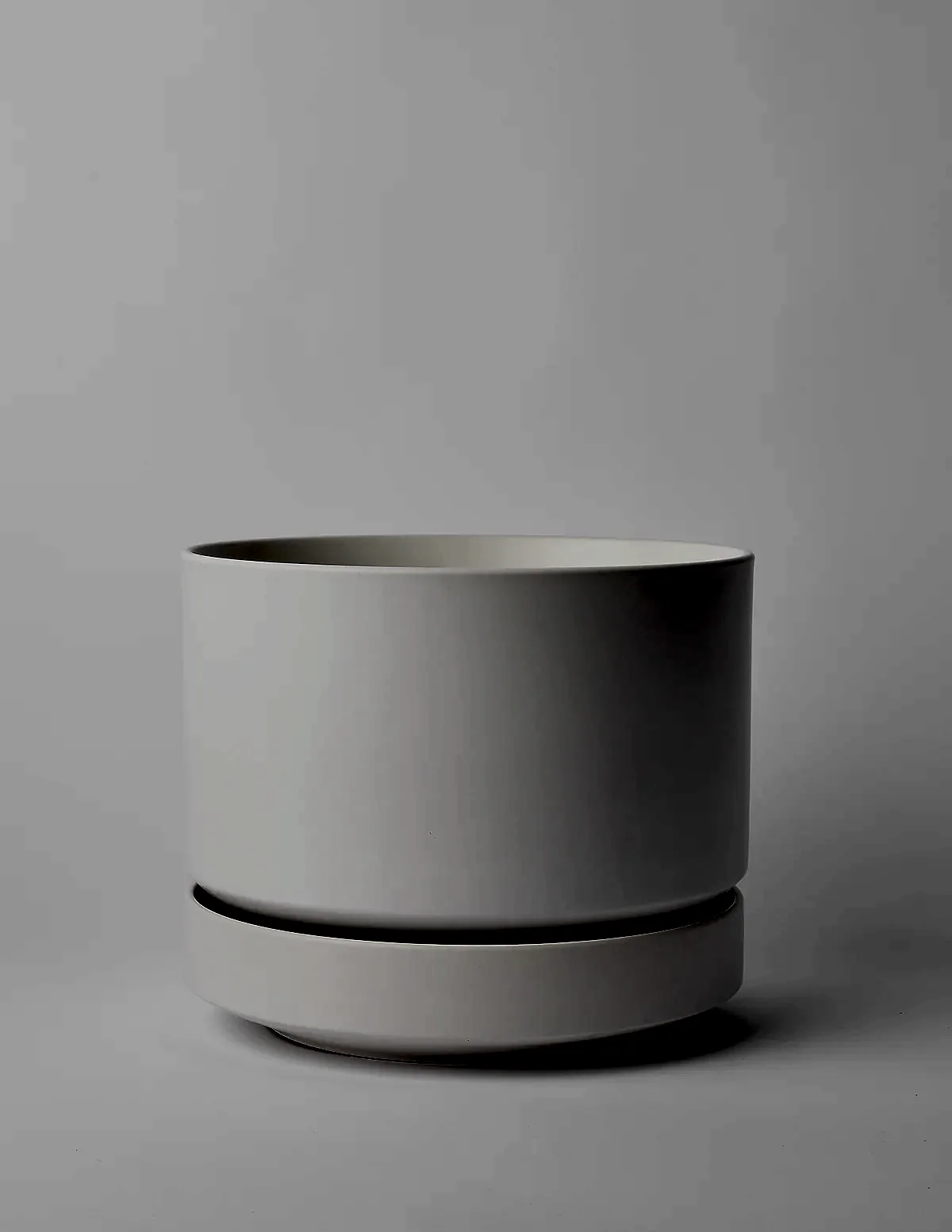 Round Two Planter