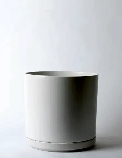 Solid Goods Planter with Saucer